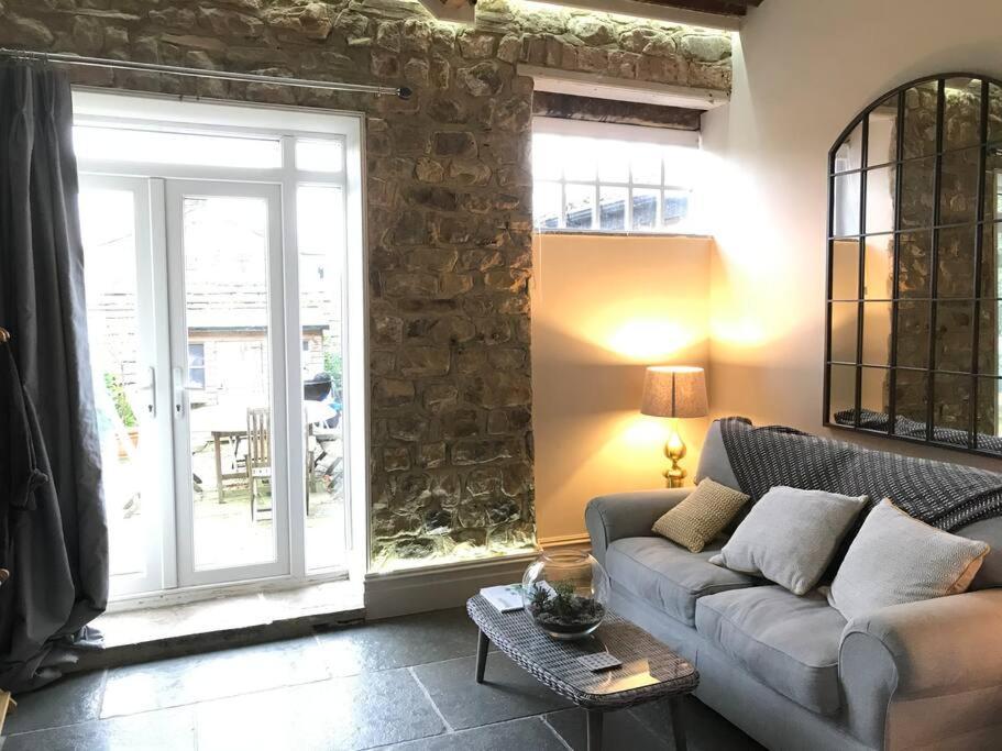 هاروغايت Luxury Barn Conversion At Rudding المظهر الخارجي الصورة